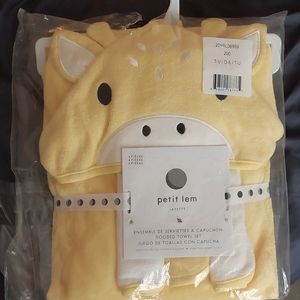 **3 for $30** Petite lem 4 piece layette set